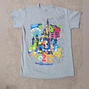 Women’s Size Small Disney T-Shirt Gray 2020